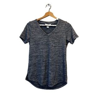 Athleta Women's Size XS Breezy Scoop V Neck T Shirt Heather Grey Workout Top